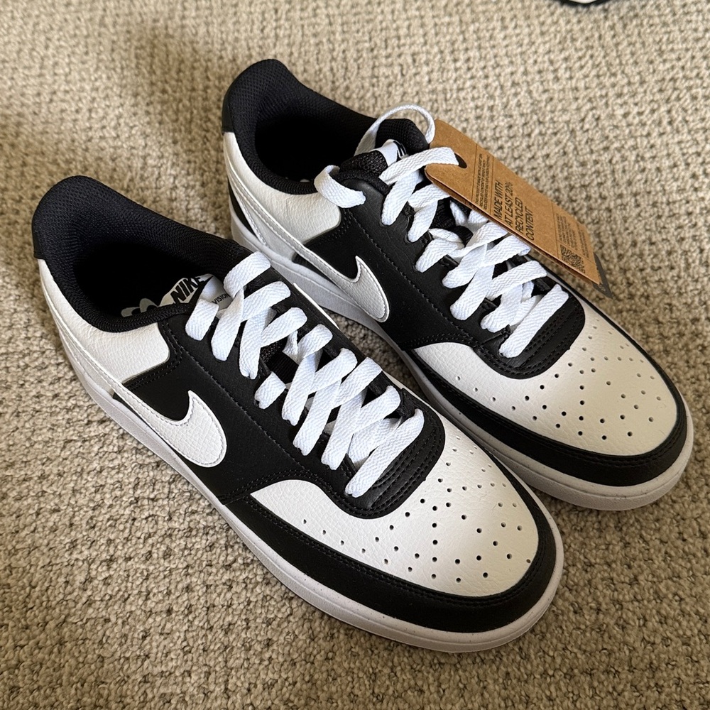 Nike Panda Dunks Classic Black and White Low-Tops